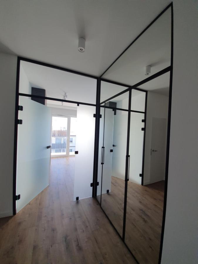 Home Apartament Metro Mlociny 97 Варшава Экстерьер фото