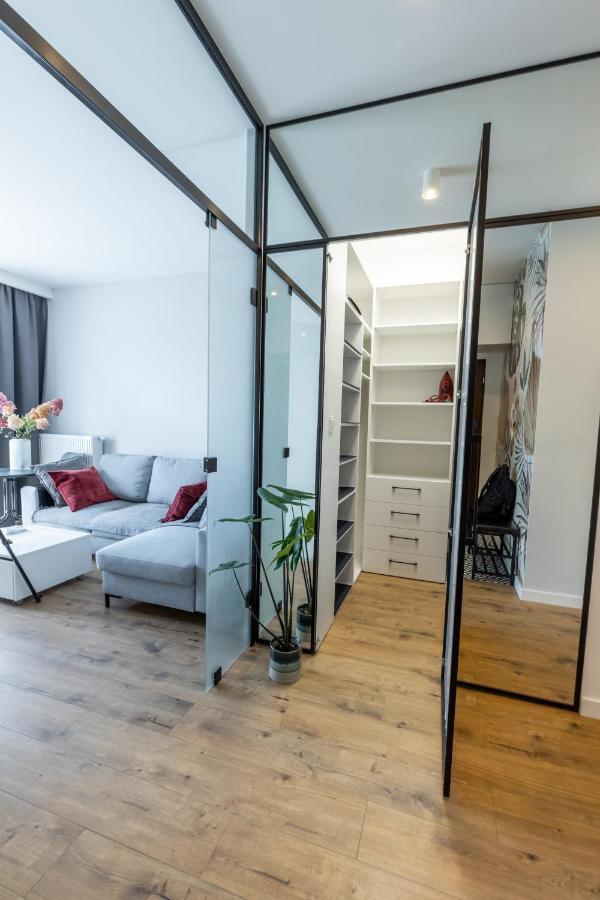 Home Apartament Metro Mlociny 97 Варшава Экстерьер фото